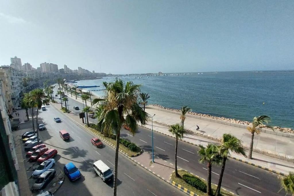 Beachfront Downtown Apartmán Alexandrie